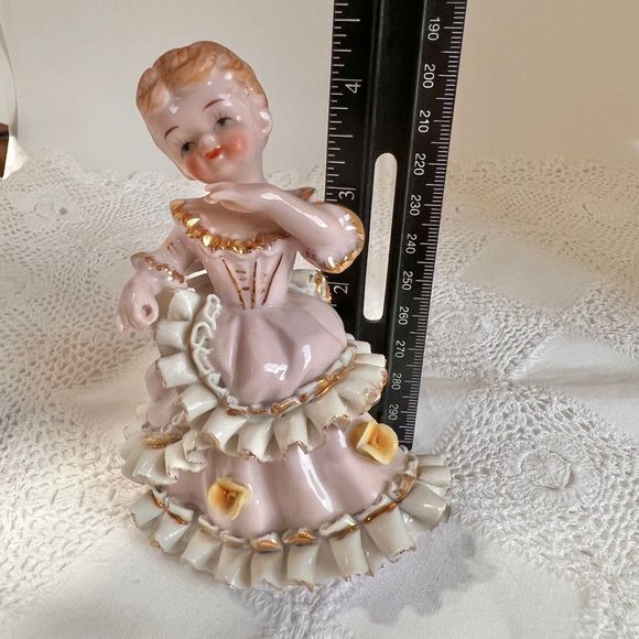 Vintage Norcrest Dancing China Girl Figurine, Vintage Figurines, Norcrest Dolls - Picture 9 of 10